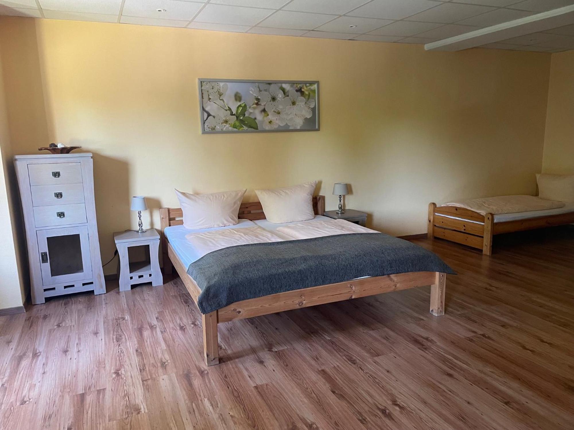 Raben Steinfeld Hotel Rabenstein מראה חיצוני תמונה